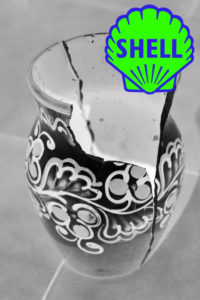 A broken vase.